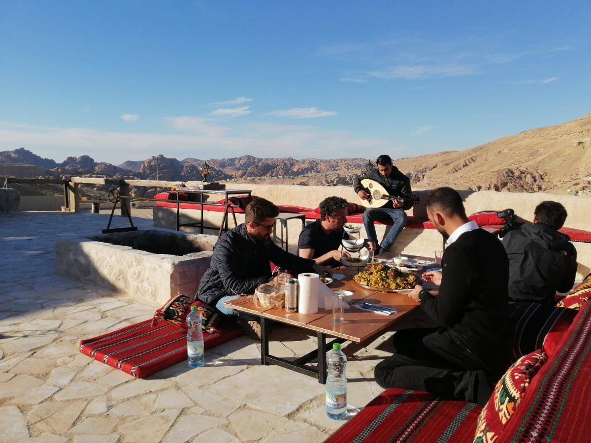 Infinity Lodge Wadi Musa Exterior photo